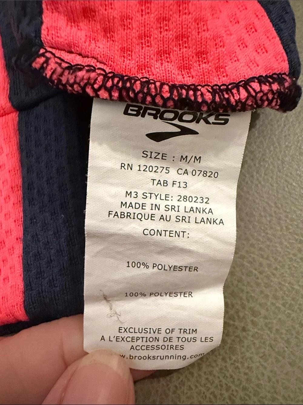 Brooks Running Gloves Navy and Pink Lightweight